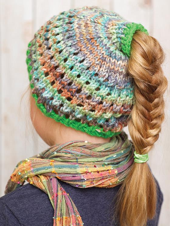 knit_ponytail_beanie