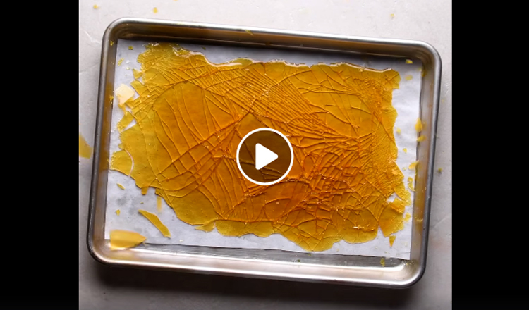 VIDEO: Maak mooi karamel-versierings