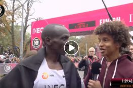 VIDEO:  Eliud Kipchoge hardloop ’n marathon onder twee ure!